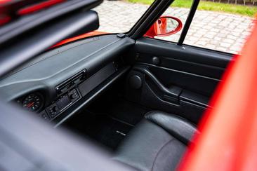 Porsche 993 Turbo — photo 24