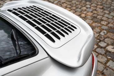 Porsche 993 Turbo — photo 6