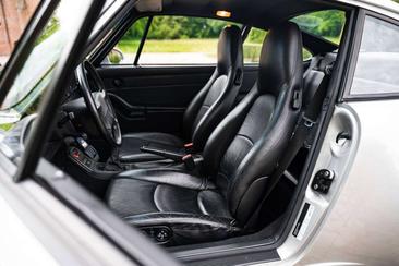 Porsche 993 Turbo — photo 23