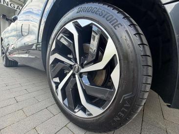 Audi E-tron Sportback Advanced 55 — photo 9