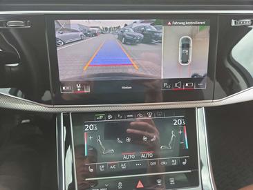 Audi Q7 S Line 55 TFSI E — photo 19