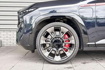 BMW XM — photo 4