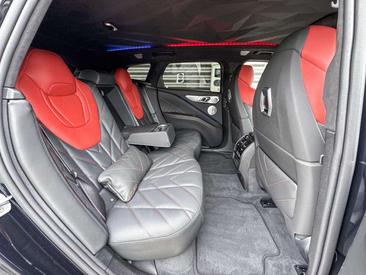 BMW XM — photo 10