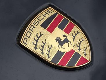 Porsche Panamera II GTS — photo 8