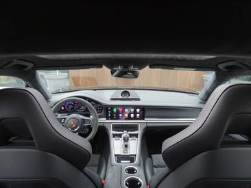 Porsche Panamera II GTS — photo 13