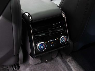 Land Rover Range Rover Sport P550e — photo 23