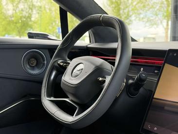 Lotus Eletre 450 S 4WD — photo 12