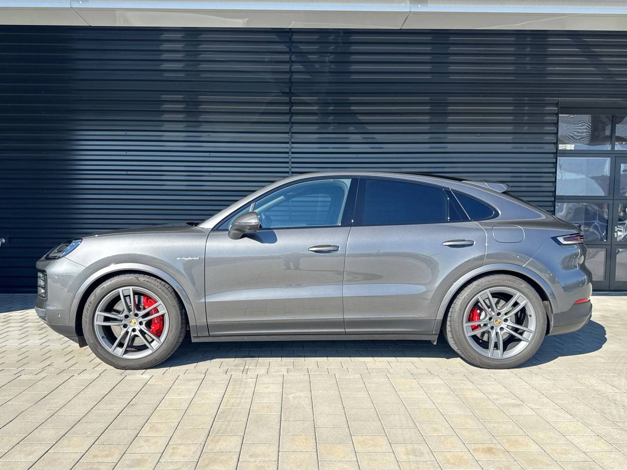 Porsche Cayenne III ph2 S E-Hybrid Coupé - 2024 - Joinsteer - #2