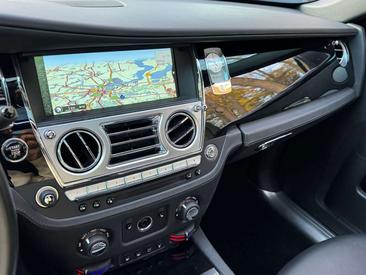 Rolls-Royce Ghost — photo 26