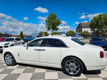 Rolls-Royce Ghost — photo 5