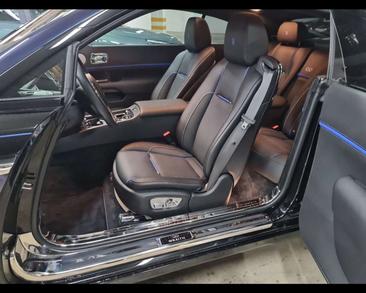 Rolls-Royce Wraith Black Badge — photo 15