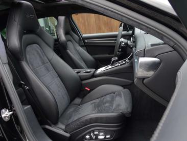 Porsche Panamera II GTS — photo 29