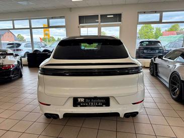 Porsche Cayenne III GTS — photo 3