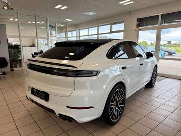 Porsche Cayenne III GTS — photo 4