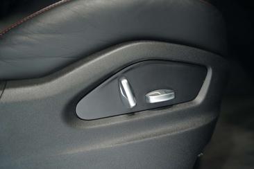 Porsche Cayenne III GTS — photo 17
