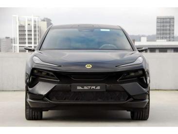 Lotus Eletre — photo 2