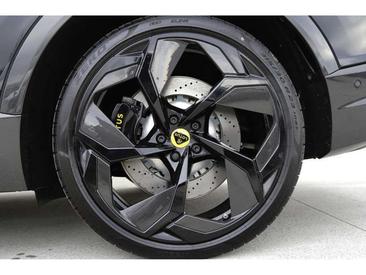 Lotus Eletre — photo 8