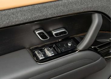 Land Rover Range Rover Sport Autobiography P550e — photo 13