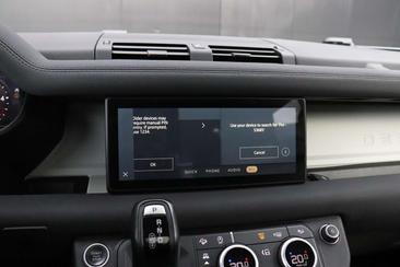 Land Rover Defender 110 First Edition 3.0 D250 — photo 9