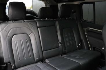 Land Rover Defender 110 First Edition 3.0 D250 — photo 17