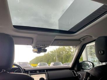 Land Rover Discovery SE Black TD6 — photo 9