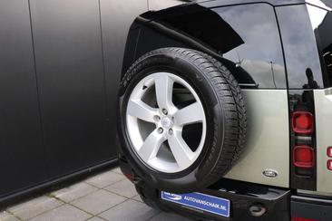 Land Rover Defender 110 First Edition 3.0 D250 — photo 18