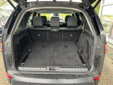 Land Rover Discovery SE Black TD6 — photo 10