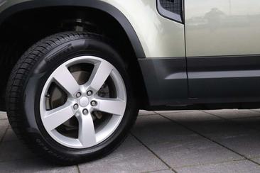 Land Rover Defender 110 First Edition 3.0 D250 — photo 22