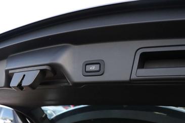Land Rover Range Rover Evoque 2.0 D150 AWD S — photo 16