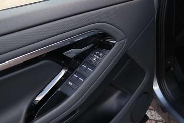 Land Rover Range Rover Evoque 2.0 D150 AWD S — photo 18