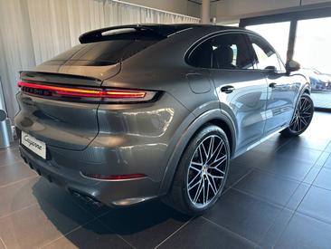 Porsche Cayenne III S Coupé — photo 3