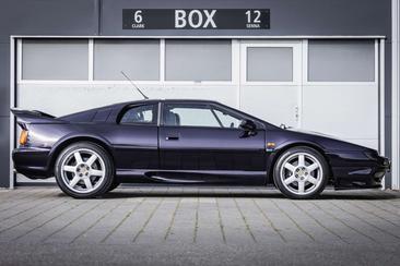 Lotus Esprit — photo 2