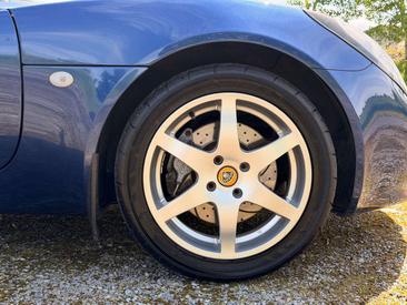 Lotus Elise — photo 28