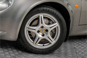 Lotus Elise — photo 4