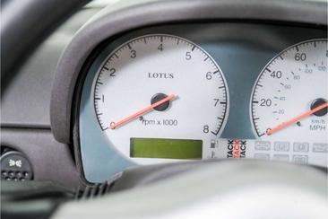 Lotus Elise — photo 12