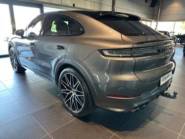 Porsche Cayenne III S Coupé — photo 12