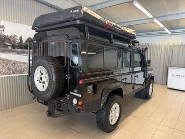 Land Rover Defender 110 SE Edition Station Wagon - Motor NEU Black — photo 5