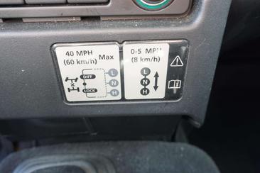 Land Rover Defender 110 — photo 15