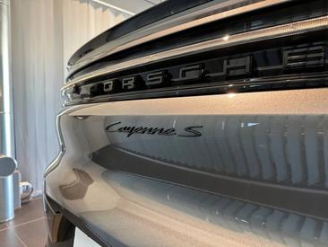 Porsche Cayenne III S Coupé — photo 23
