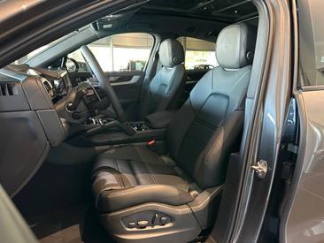 Porsche Cayenne III S Coupé — photo 34