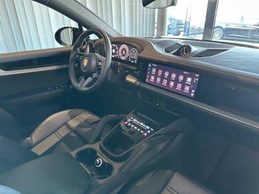 Porsche Cayenne III S Coupé — photo 46