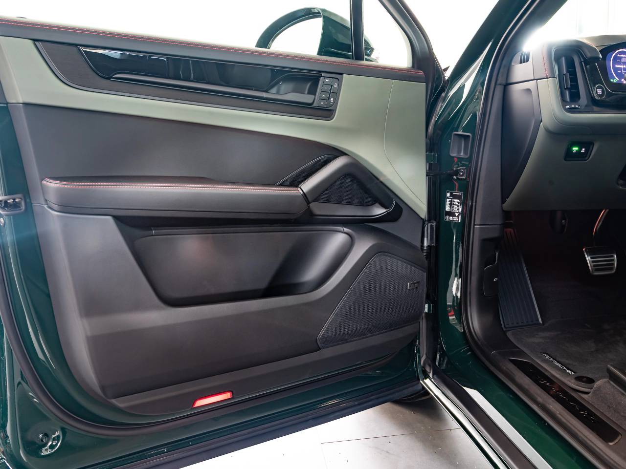 Porsche Cayenne III ph2 GTS Coupé - 2025 - Joinsteer - #27