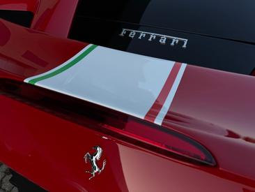 Ferrari F8 Tributo — photo 21