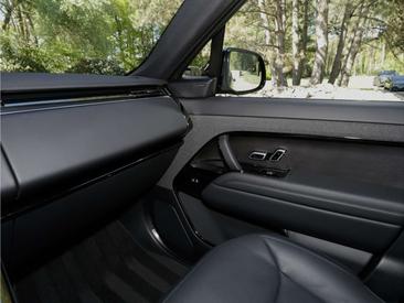 Land Rover Range Rover Sport P550e SV-Dynamic — photo 15