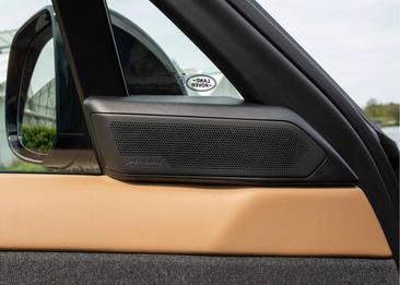 Land Rover Range Rover Sport Autobiography P550e — photo 17