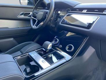 Land Rover Range Rover Velar D200 R-Dynamic SE — photo 15