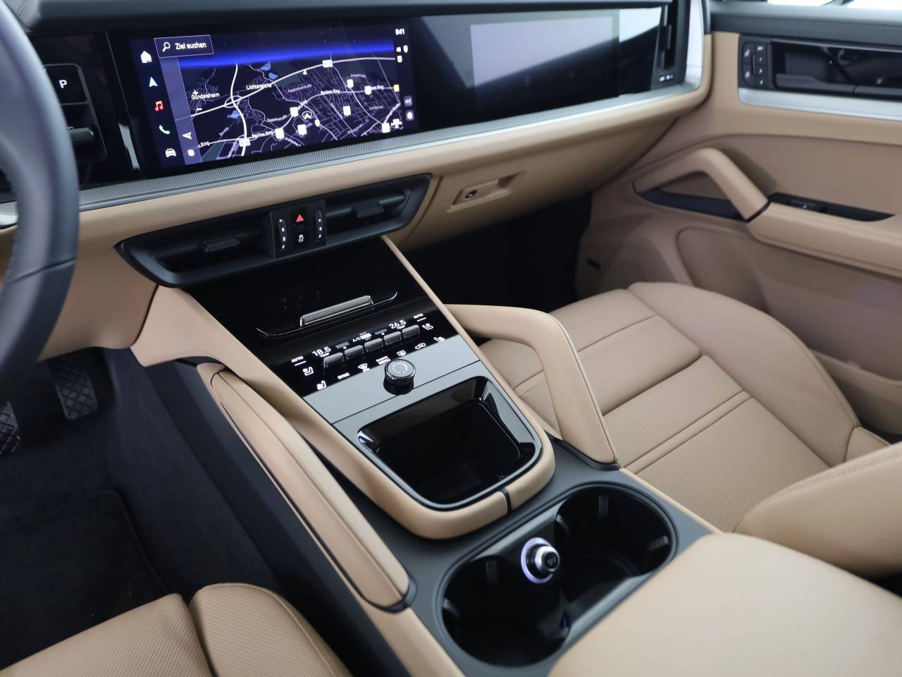 Porsche Cayenne III ph2 E-Hybrid - 2025 - Joinsteer - #15