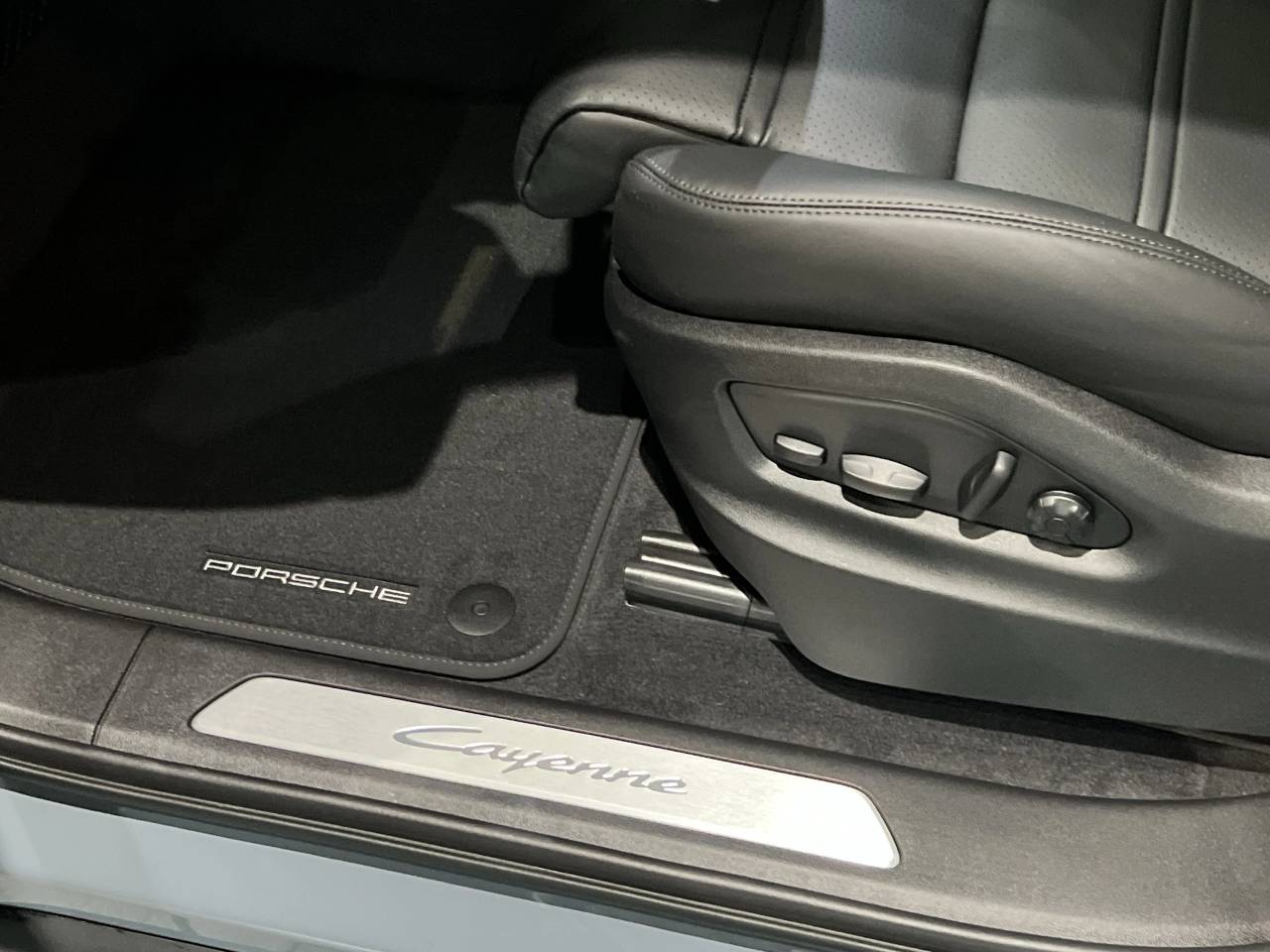 Porsche Cayenne III ph2 E-Hybrid - 2025 - Joinsteer - #21