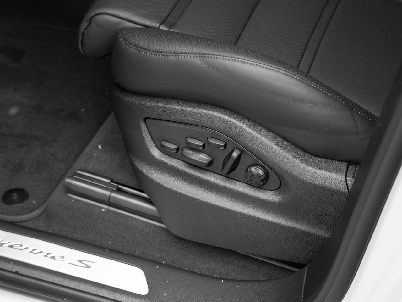 Porsche Cayenne III ph2 S E-Hybrid - 2025 - Joinsteer - #17