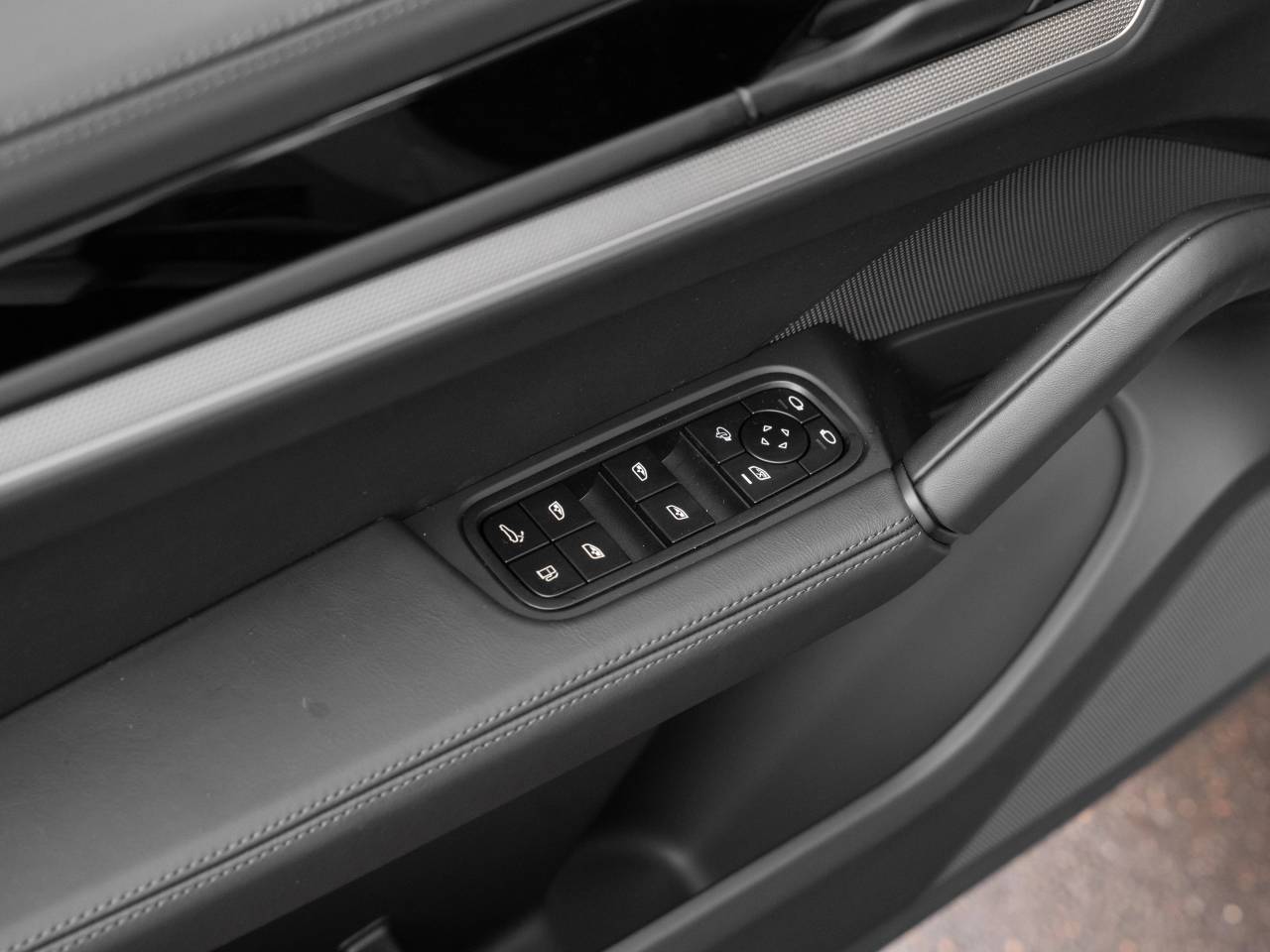 Porsche Cayenne III ph2 S E-Hybrid - 2025 - Joinsteer - #18